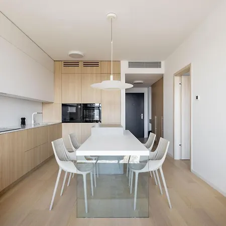 Apartamento S Vyhladom Na Hrad *